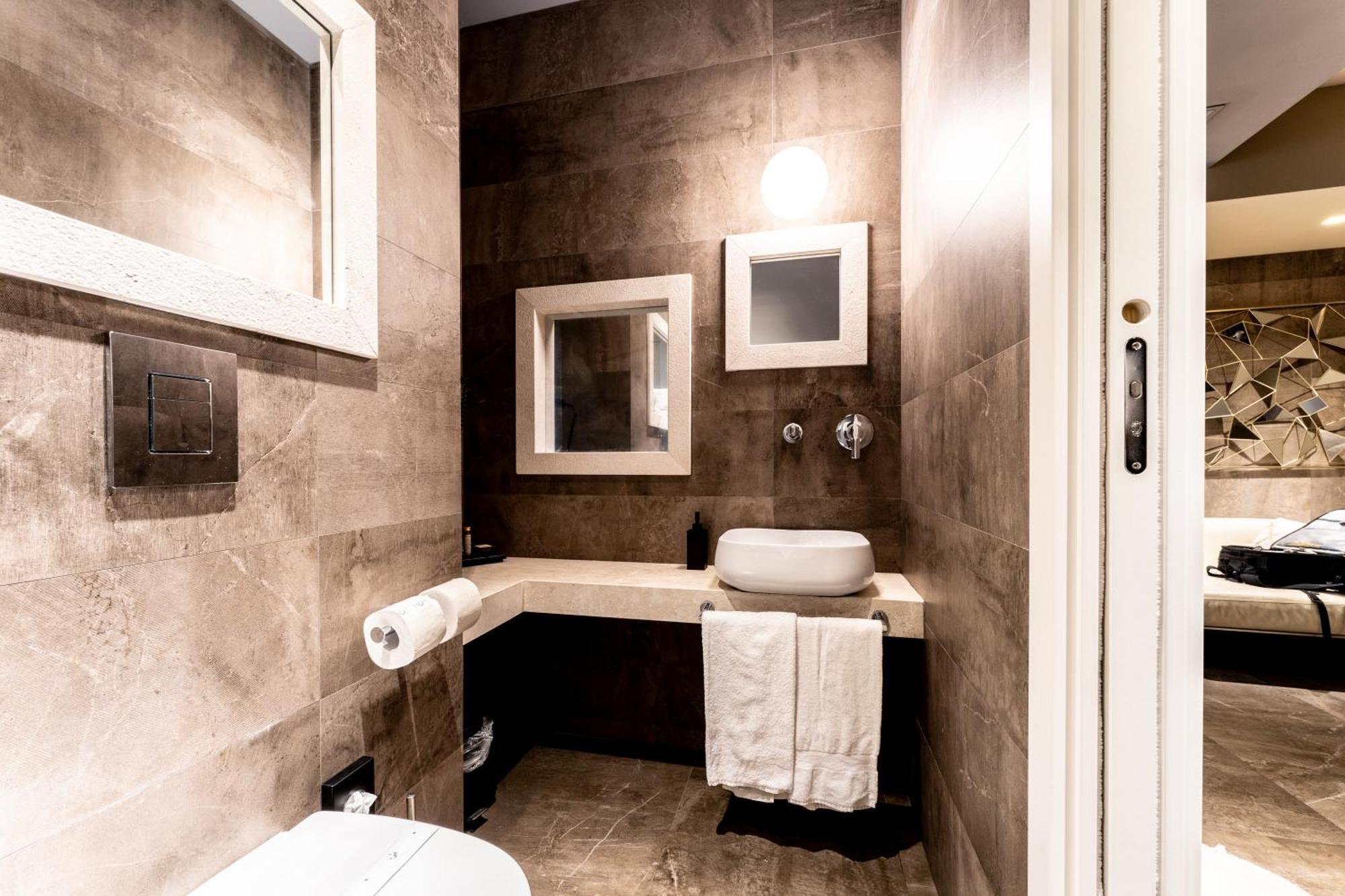 Neko Boutique Hotel Каляри Екстериор снимка