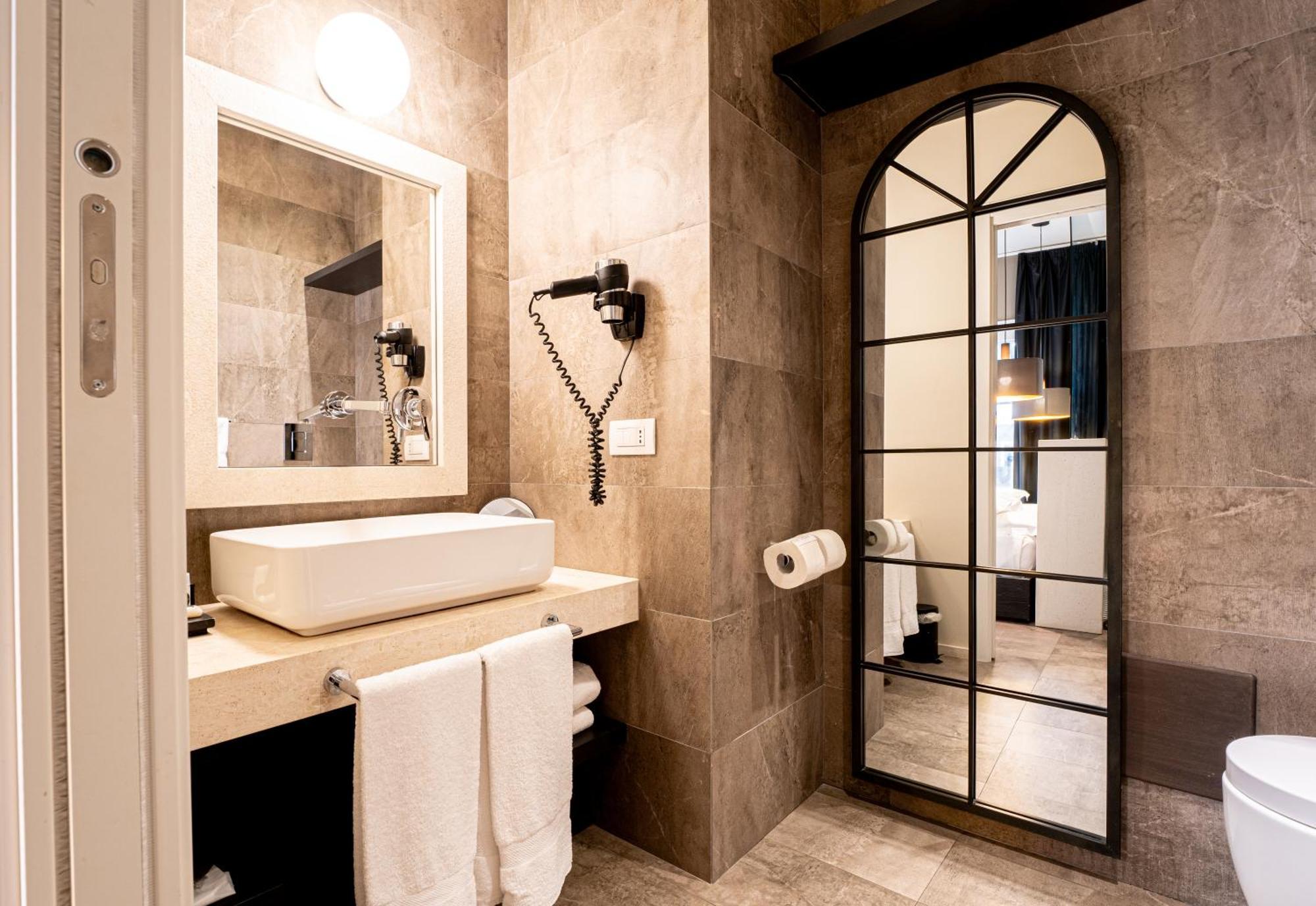 Neko Boutique Hotel Каляри Екстериор снимка