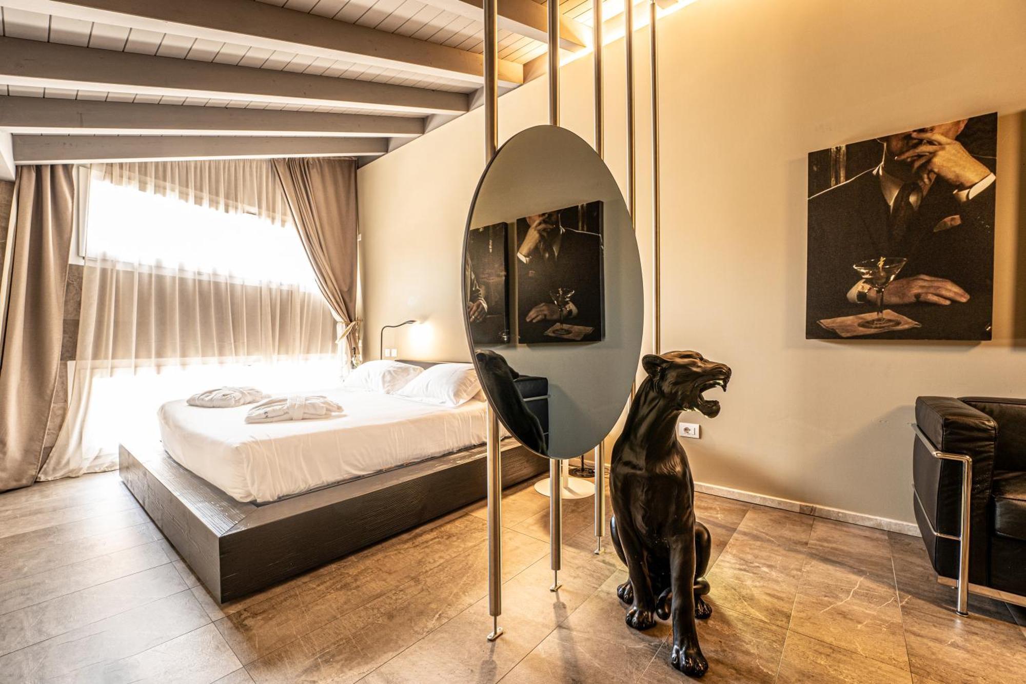 Neko Boutique Hotel Каляри Стая снимка